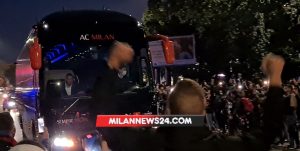 MN24 – Milan Verona: arrivati i pullman delle rispettive squadre, VIDEO