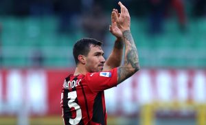 Milan, gli auguri del club a capitan Romagnoli