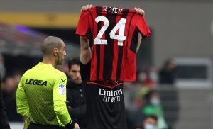 Saelemaekers dedica il gol a Kjaer: festeggia con la maglia del difensore