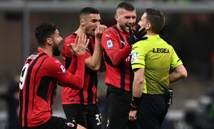Un errore clamoroso di Serra complica la corsa scudetto del Milan