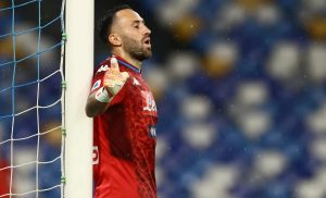 Infortunio Ospina: problemi al polpaccio per il portiere