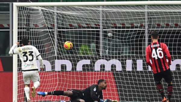 Gol Agudelo MG8