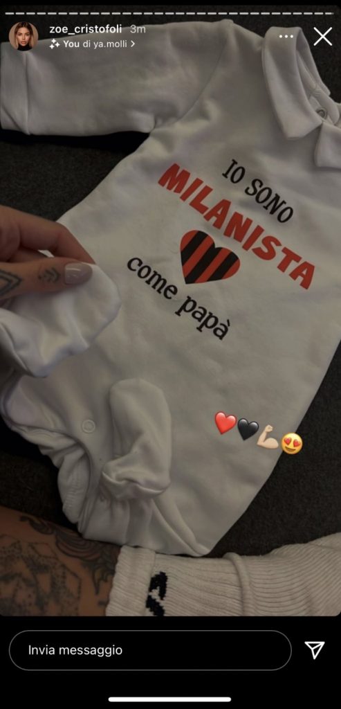 Theo Hernandez e Zoe, completino rossonero per il figlio in arrivo - FOTO 27 WhatsApp Image 2022 02 12 at 21.53.02