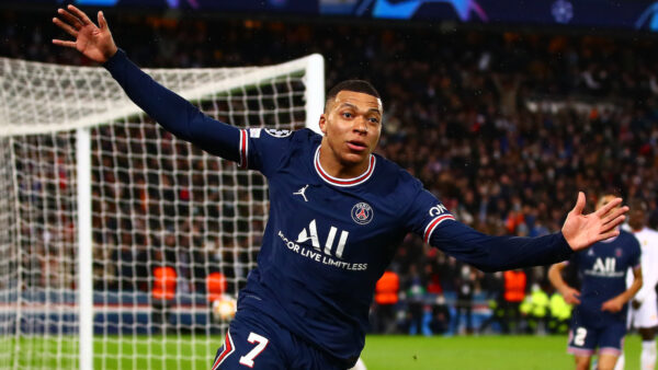 Paris Saint Germain v Real Madrid: Round Of Sixteen Leg One UEFA Champions League