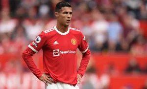 Rooney punge Ronaldo: «Fott***mente fastidioso! Oggi non è così bravo»