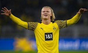 Haaland: «E’ bellissimo essere qui e non vede l’ora di giocare contro lo United»