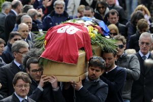 Morosini, 10 anni fa la scomparsa. La fidanzata: «Continuo a nutrirmi del suo amore»