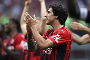 Milan, Tonali celebrato sui social: il video sulle reti del 2022