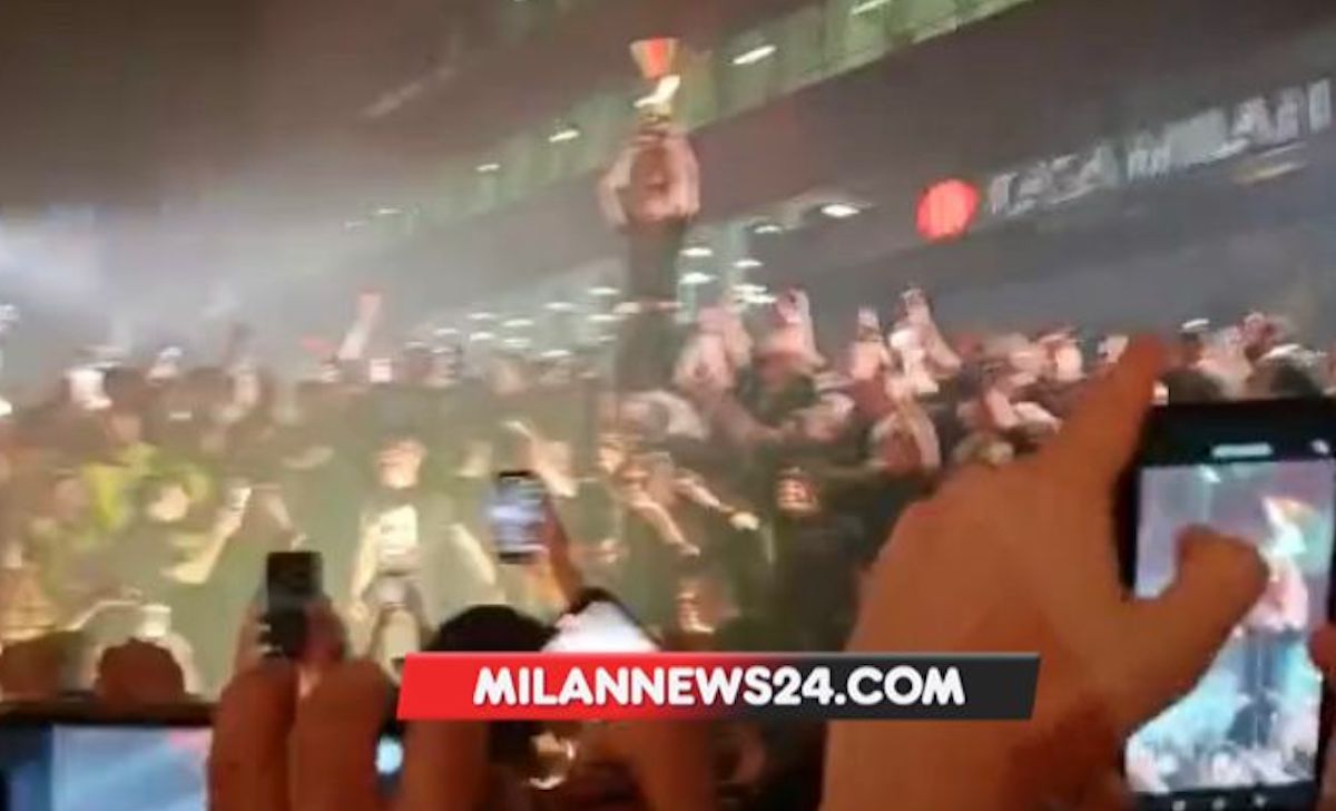 festa scudetto milan casa