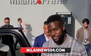 Origi a Malpensa: le prime immagini dell’attaccante del Milan – VIDEO