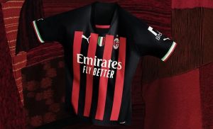 La foto della maglia che verrà indossata questa sera dal Milan 📸