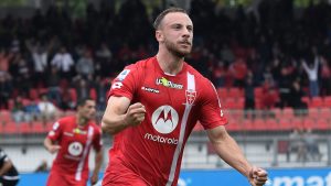 Monza, si ferma Carlos Augusto: da valutare per la sfida contro il Milan