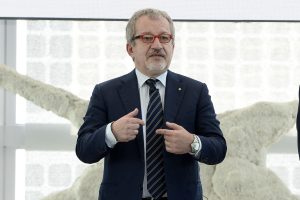 Morte Maroni, l’ex ministro della Lega aveva 67 anni: era tifoso del Milan