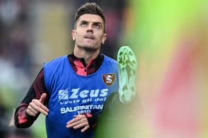 Sousa sull’ex Milan Piatek: «Deve restare tranquillo»