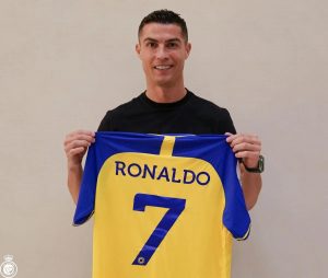 Saudi All Stars e PSG, è sfida tra Messi e Ronaldo: le formazioni ufficiali