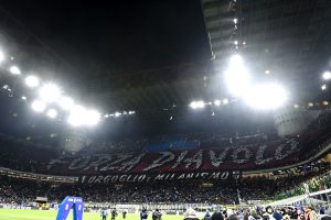Inter-Milan, la coreografia dei tifosi rossoneri 📸