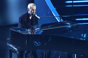Sanremo 2023: vince Mengoni, due rossoneri sul podio