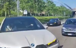 Giroud arrivato a Casa Milan: è il giorno del rinnovo – VIDEO