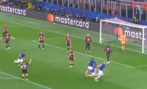 Gol Dzeko Mkhitaryan: uno-due incredibile, Milan sotto choc – VIDEO