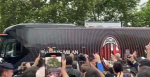 MN24 – Inter Milan: i pullman delle squadre sono arrivati a San Siro – VIDEO