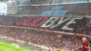 MN24 – Il saluto della Curva Sud a Ibrahimovic: lo svedese si commuove
