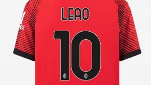 Leao Milan: ufficializzato il nuovo numero 10 rossonero – VIDEO