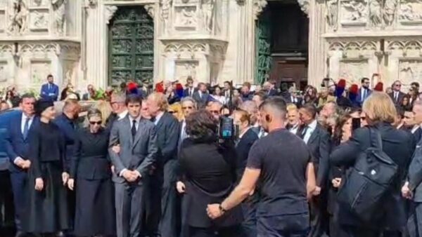 scaroni berlusconi funerali