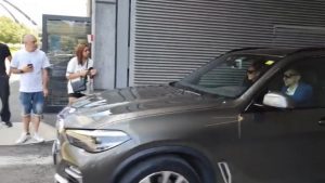 Chukwueze Milan, il giocatore ha firmato! Le immagini dell’uscita dalla sede – VIDEO