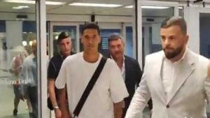 Reijnders Milan: è atterrato a Linate! Le immagini del nuovo acquisto – VIDEO
