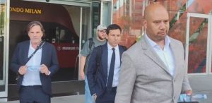 Okafor Milan: i procuratori dello svizzero lasciano la sede rossonera – VIDEO