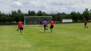 Reijnders spacca la porta in allenamento! L’obiettivo del Milan dà spettacolo con l’AZ – VIDEO
