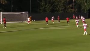 Tripletta Loftus Cheek: inarrestabile il numero 8 a Milanello – VIDEO