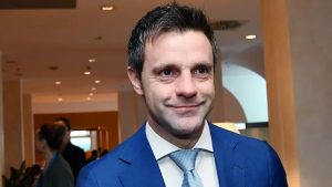 Rizzoli e la rivoluzione IFAB: VAR sui secondi gialli e pugno duro sui tempi morti