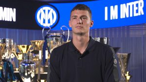 Pavard: «Io vicino al Milan? Giroud mi parlava dell’Italia e…»