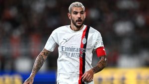 Cagliari Milan, Theo Hernandez ritorna titolare: è il capitano