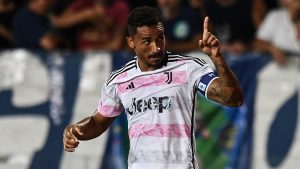 Danilo nel post Juve Napoli: «Piedi per terra, non siamo neanche a metà»