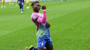Milan, iniziata la corsa all’Inter: Leao leader, problema Giroud