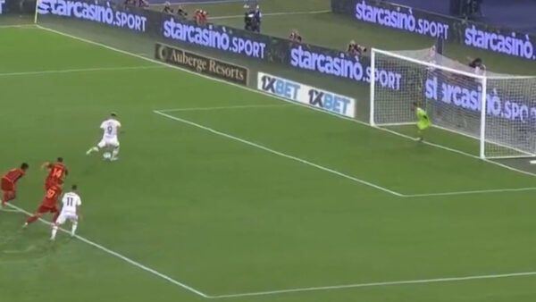 Screen rigore Giroud Roma Milan