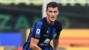 Pavard svela: «Prima del derby ho stuzzicato così Theo Hernandez e Maignan»