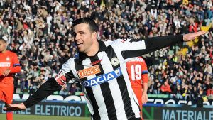 Di Natale azzarda il paragone: «Pio Esposito? Per movimenti mi ricorda Van Basten»