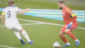 Donnarumma, che rischio in Inghilterra Italia! La giocata dell’ex Milan diventa virale – VIDEO