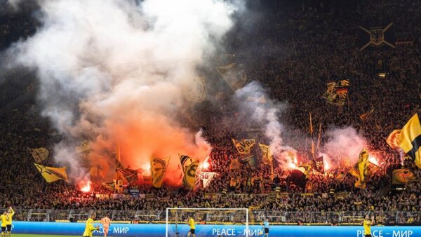 signal-iduna-park-stadio-borussia-dortmund
