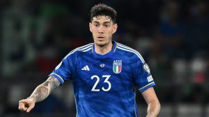 Bastoni esalta l’obiettivo del mercato Milan: «È un grandissimo giocatore, ma non devo dirlo io»