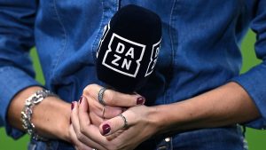 Serie A, la Lega annuncia date e orari dalla 17esima alla 22esima giornata: dove vedere i match tra Dazn e Sky