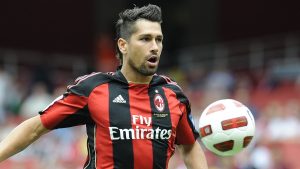 Borriello tra ricordi e presente: «Al Milan manca un nove puro alla Giroud. Su Allegri e lo scudetto…»