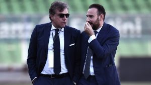 Mercato Milan: irrompe la Juventus sul difensore! Può portarlo via ai rossoneri