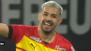 Calciomercato Milan, nome nuovo per la difesa: occhi su Medina, ma la concorrenza non manca