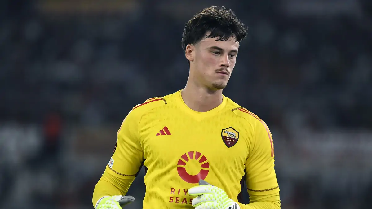 Svilar Milan, non solo Carnesecchi: anche il portiere della Roma nella lista post Maignan! Le ultime 26 Svilar