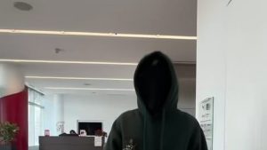 Milan prende in giro l’Inter per Kanye West: il VIDEO già virale sui social, cosa è successo