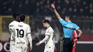 Pagelle Monza Milan: Pioli tradito dal turnover, follia Jovic, Pulisic-Giroud reazione tardiva VOTI